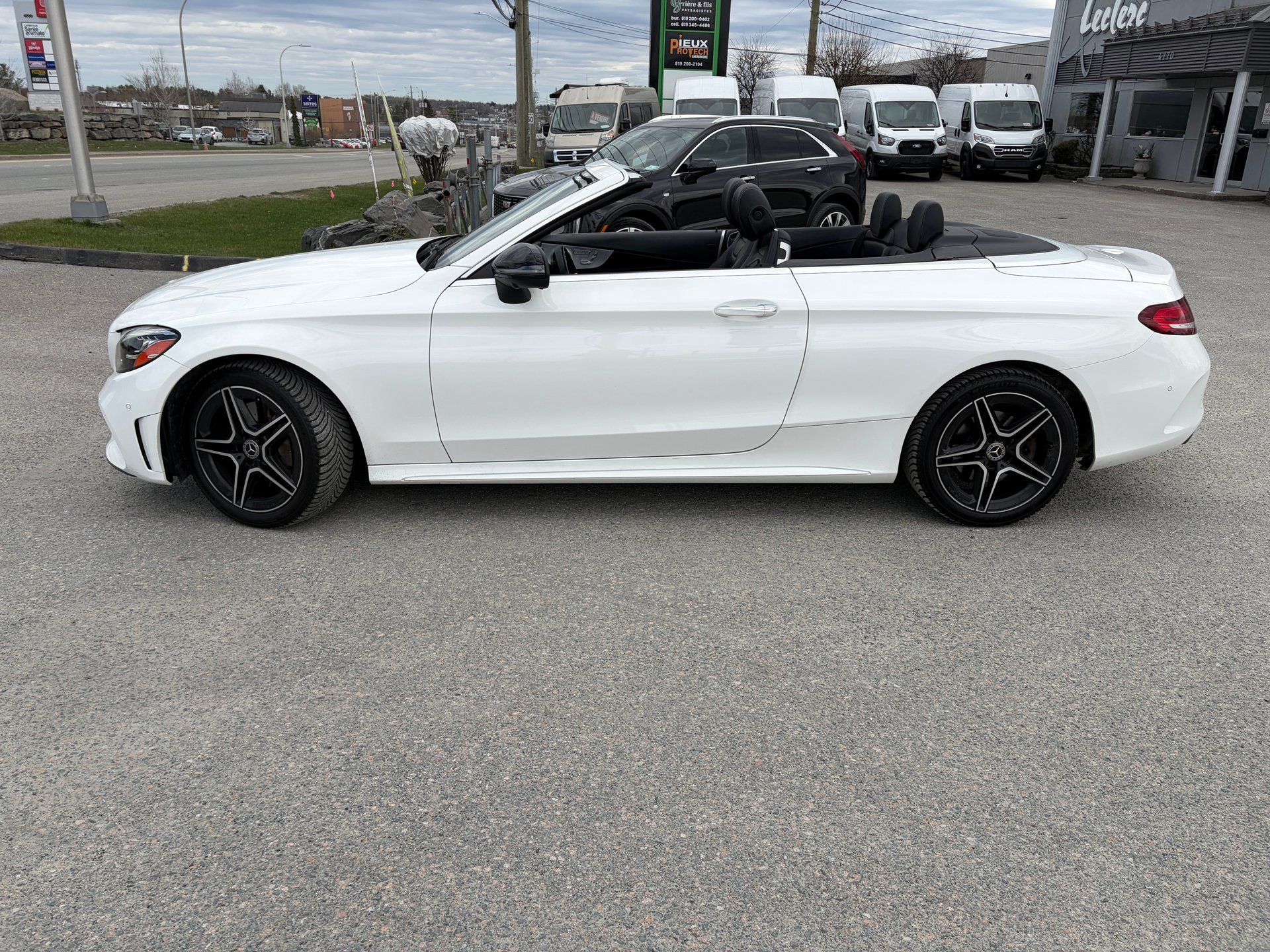 Mercedes-Benz C 300 2020 - Image 11