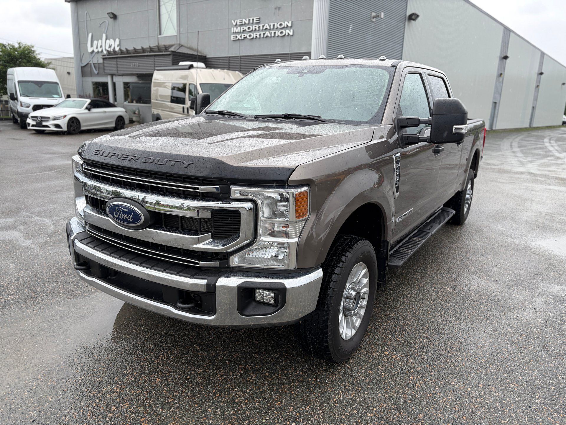 Ford F-350 2022 - Image 1