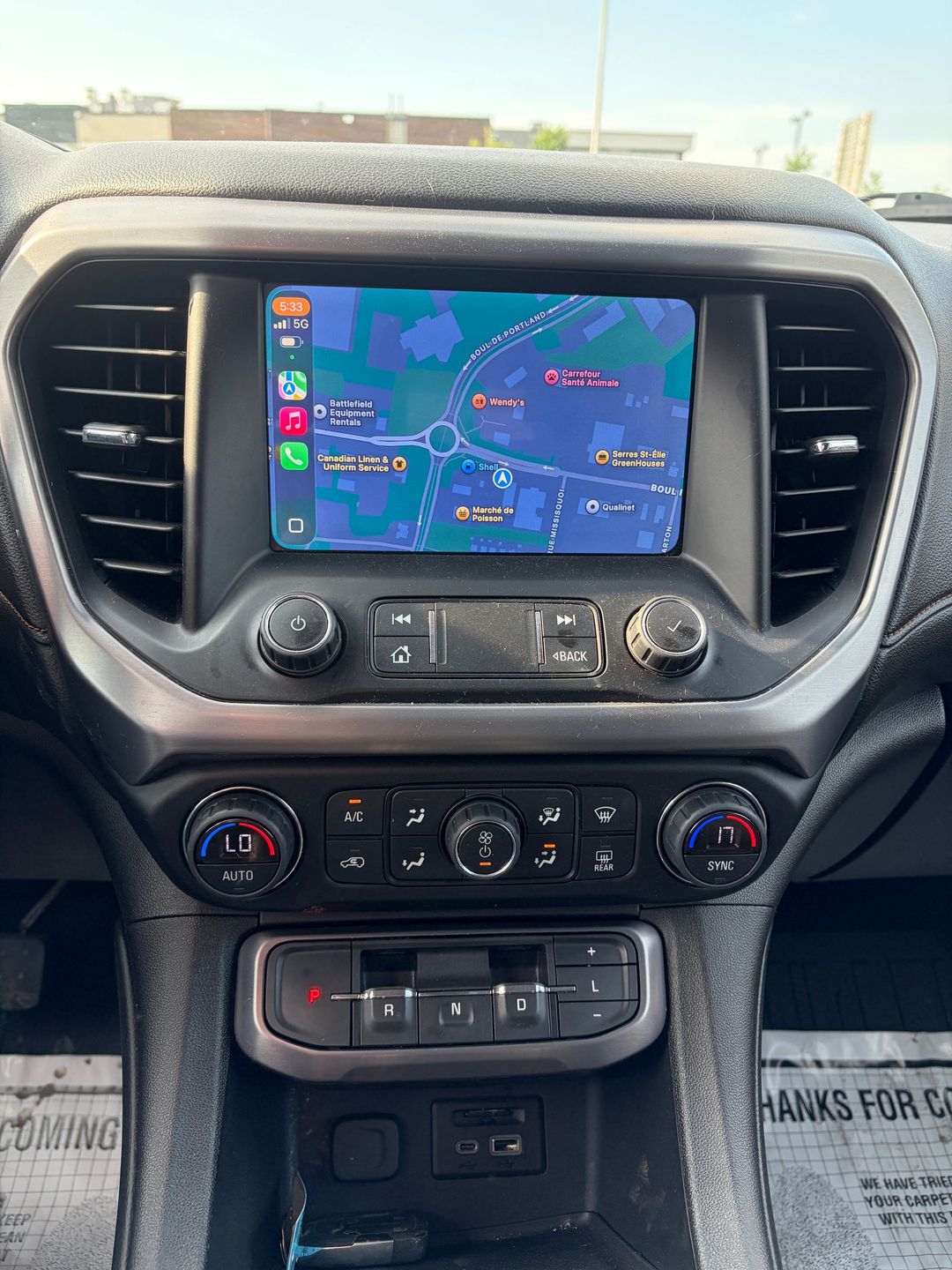 GMC Acadia 2021 - Image 10