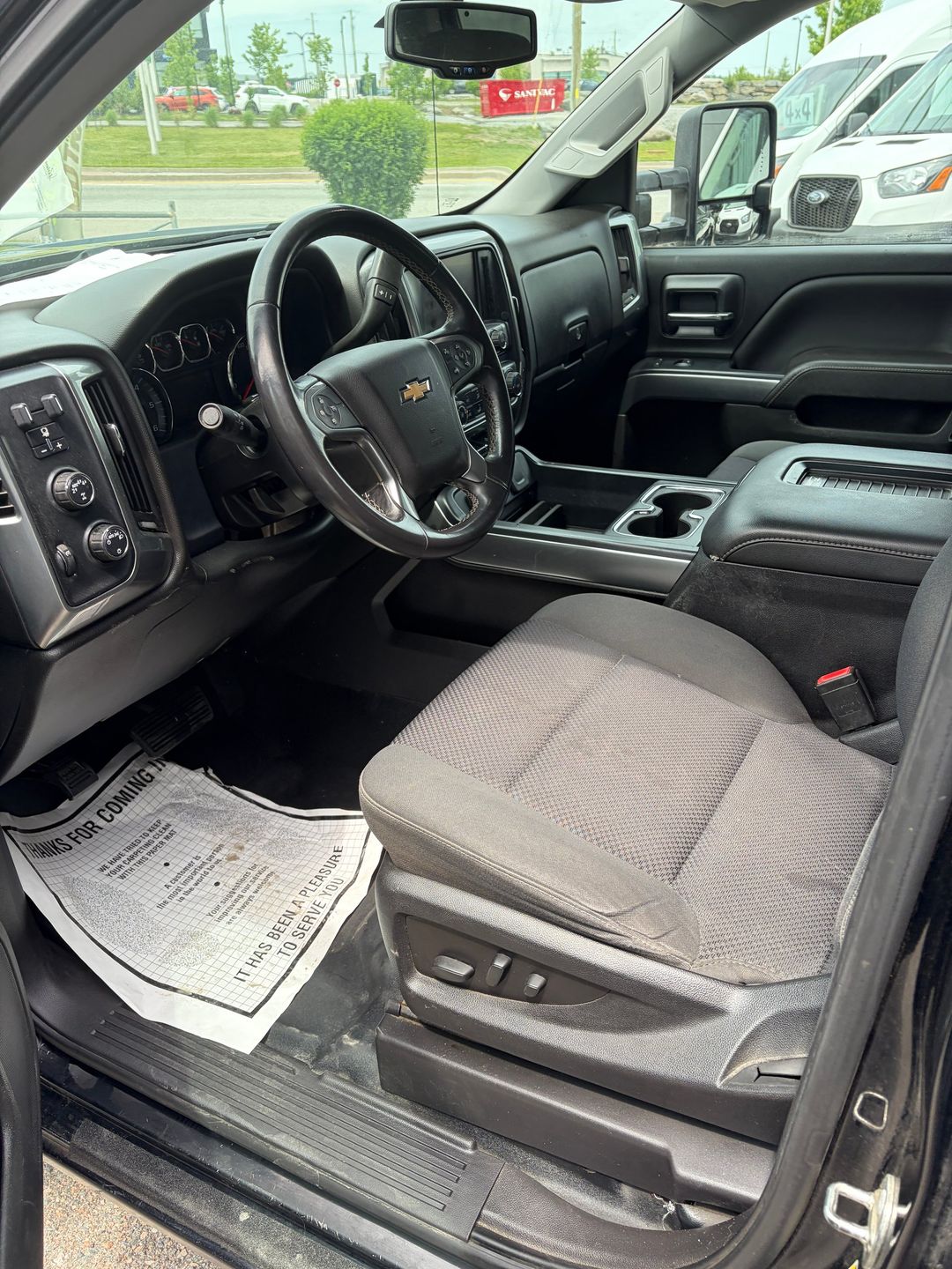 Chevrolet Silverado 1500 2018 - Image 9