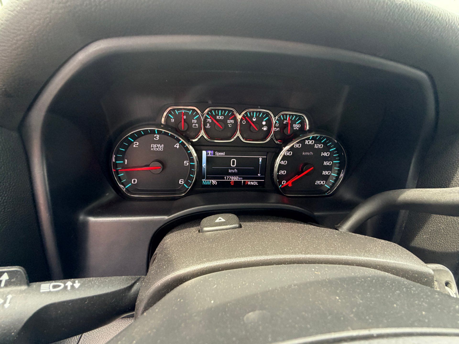 Chevrolet Silverado 1500 2018 - Image 12