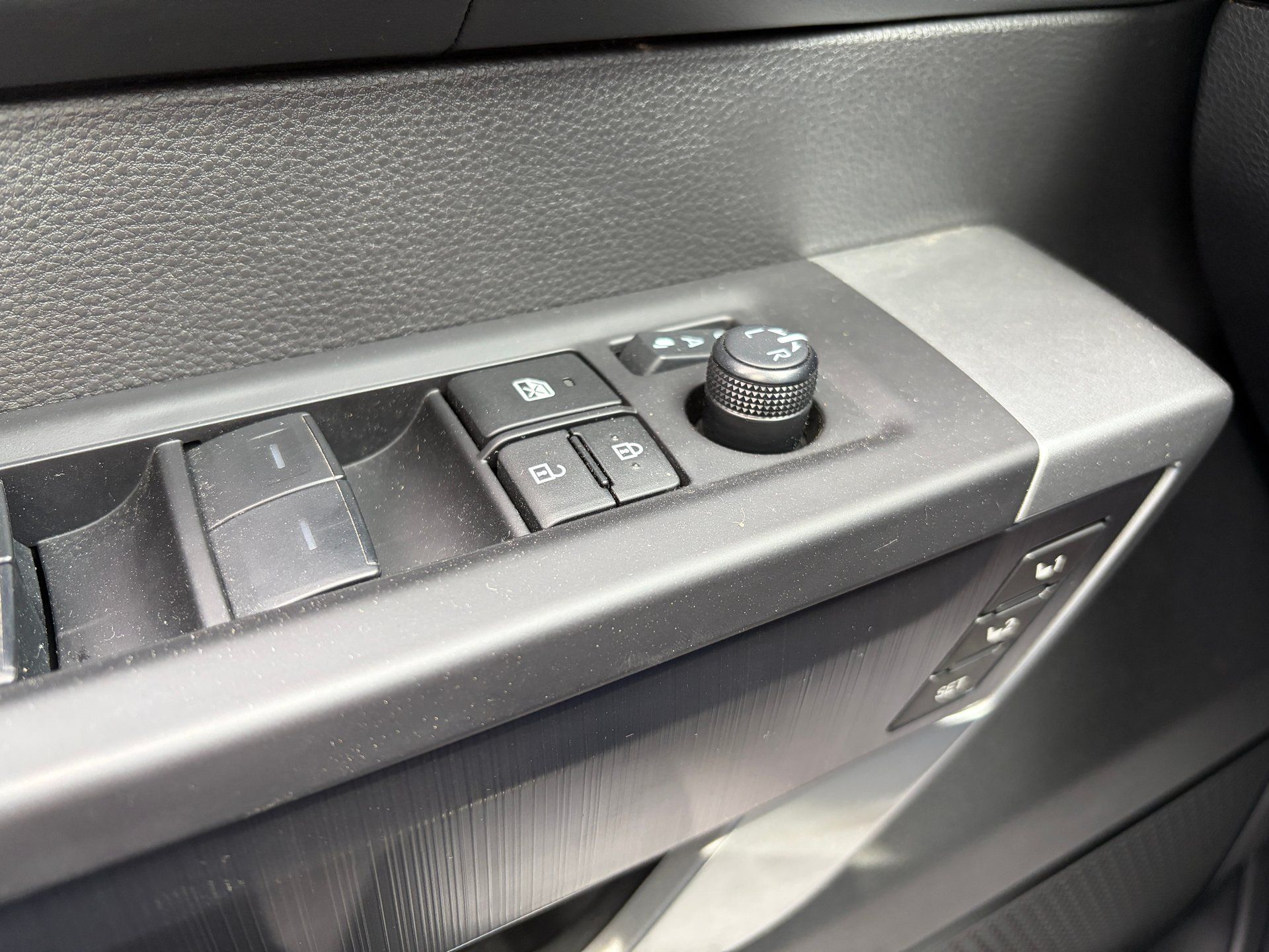 Toyota Tundra 2024 - Image 15