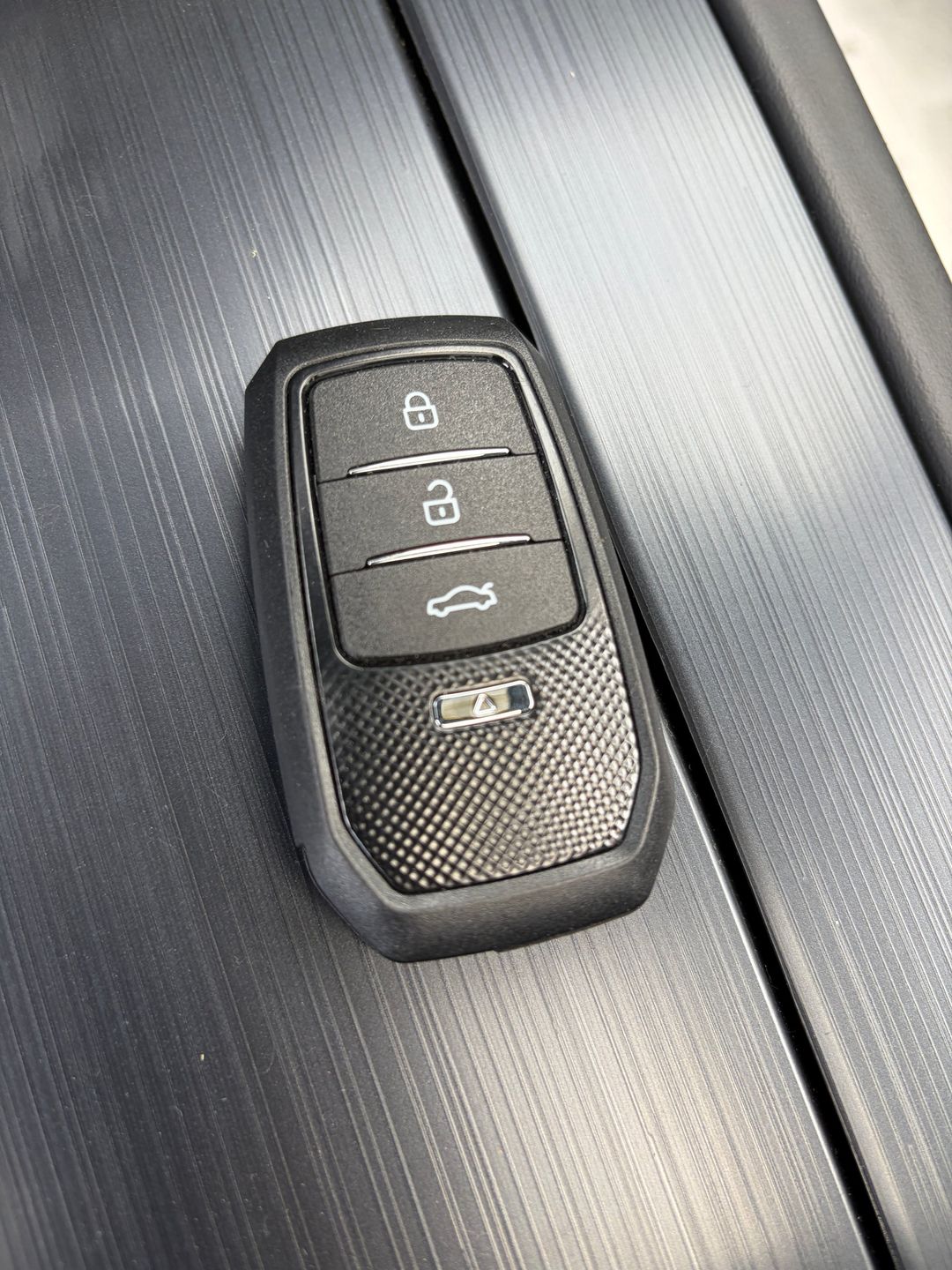 Toyota Tundra 2024 - Image 12