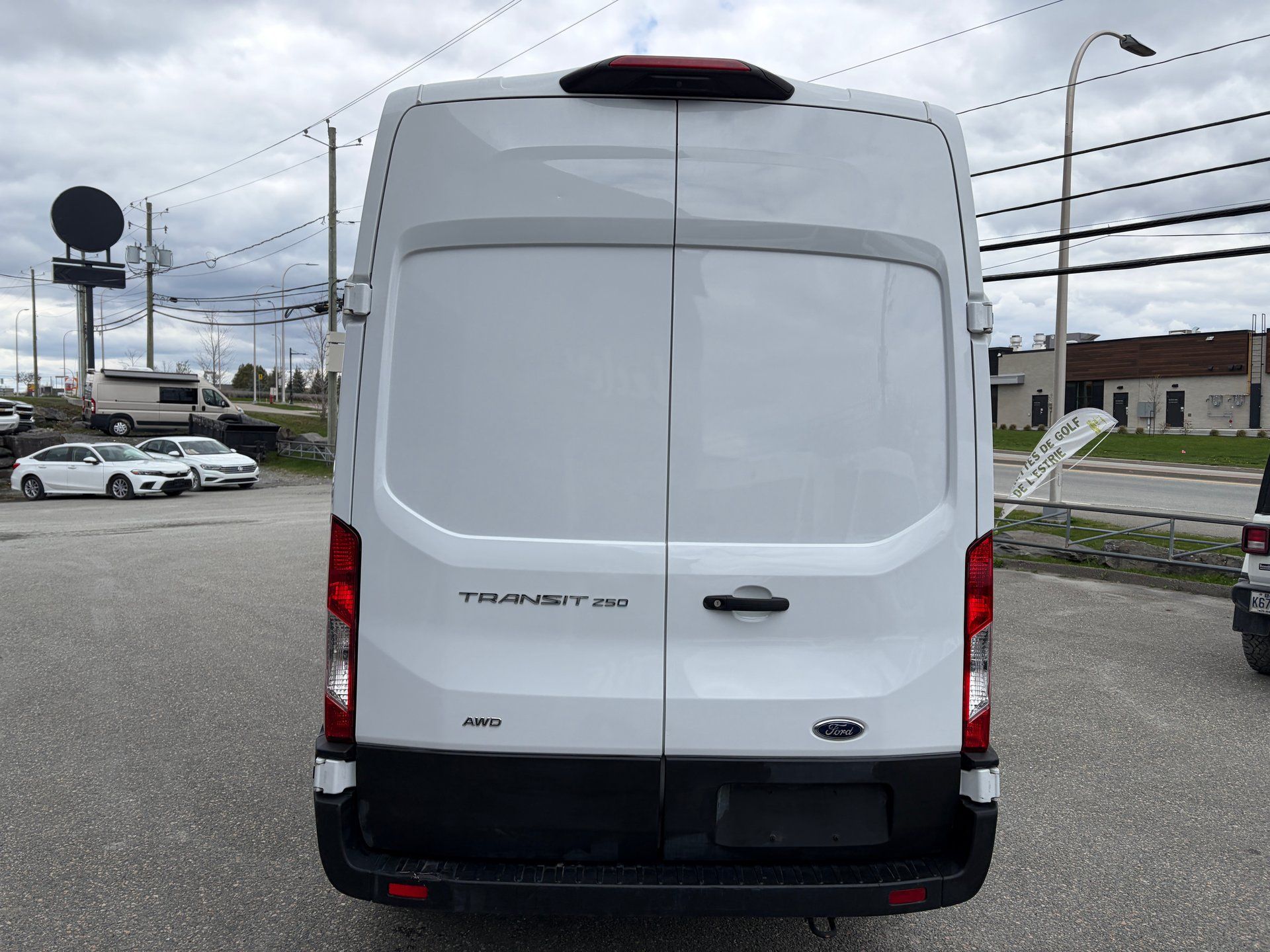 Ford Transit-250 Cargo Van 2023 - Thumbnail 4