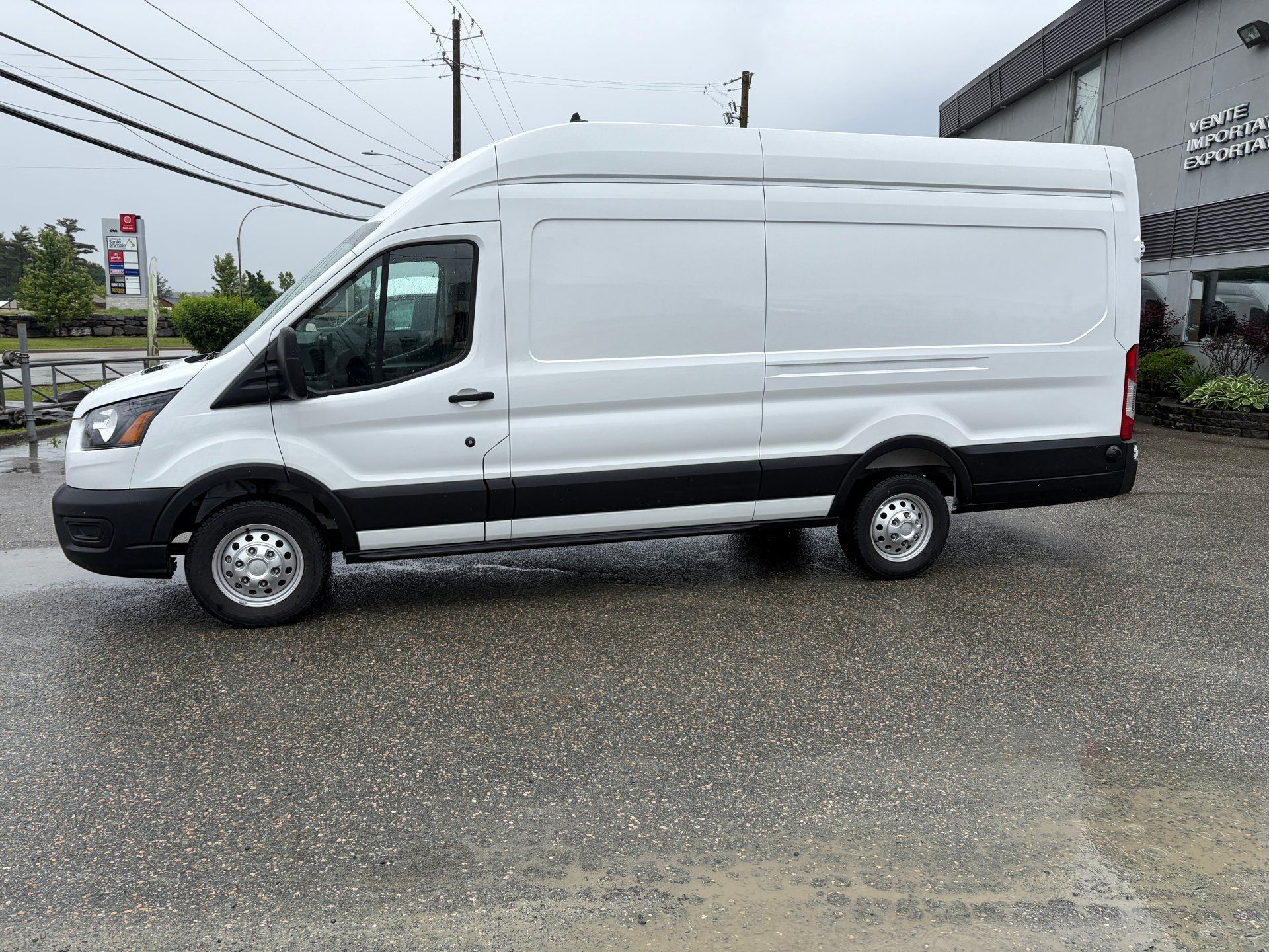 Ford Transit-250 Cargo Van 2025 - Thumbnail 2