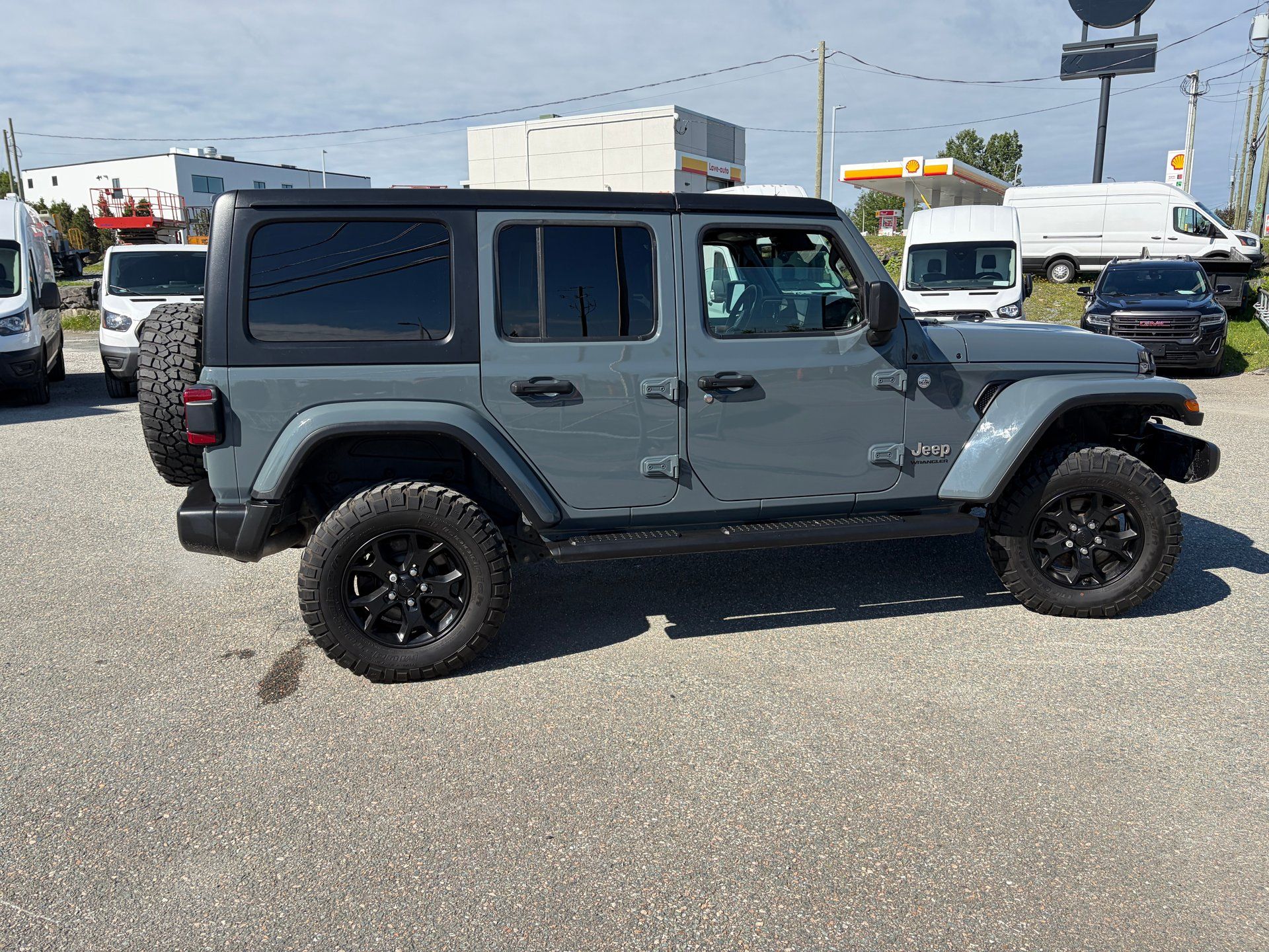 Jeep Wrangler 2024 - Thumbnail 5