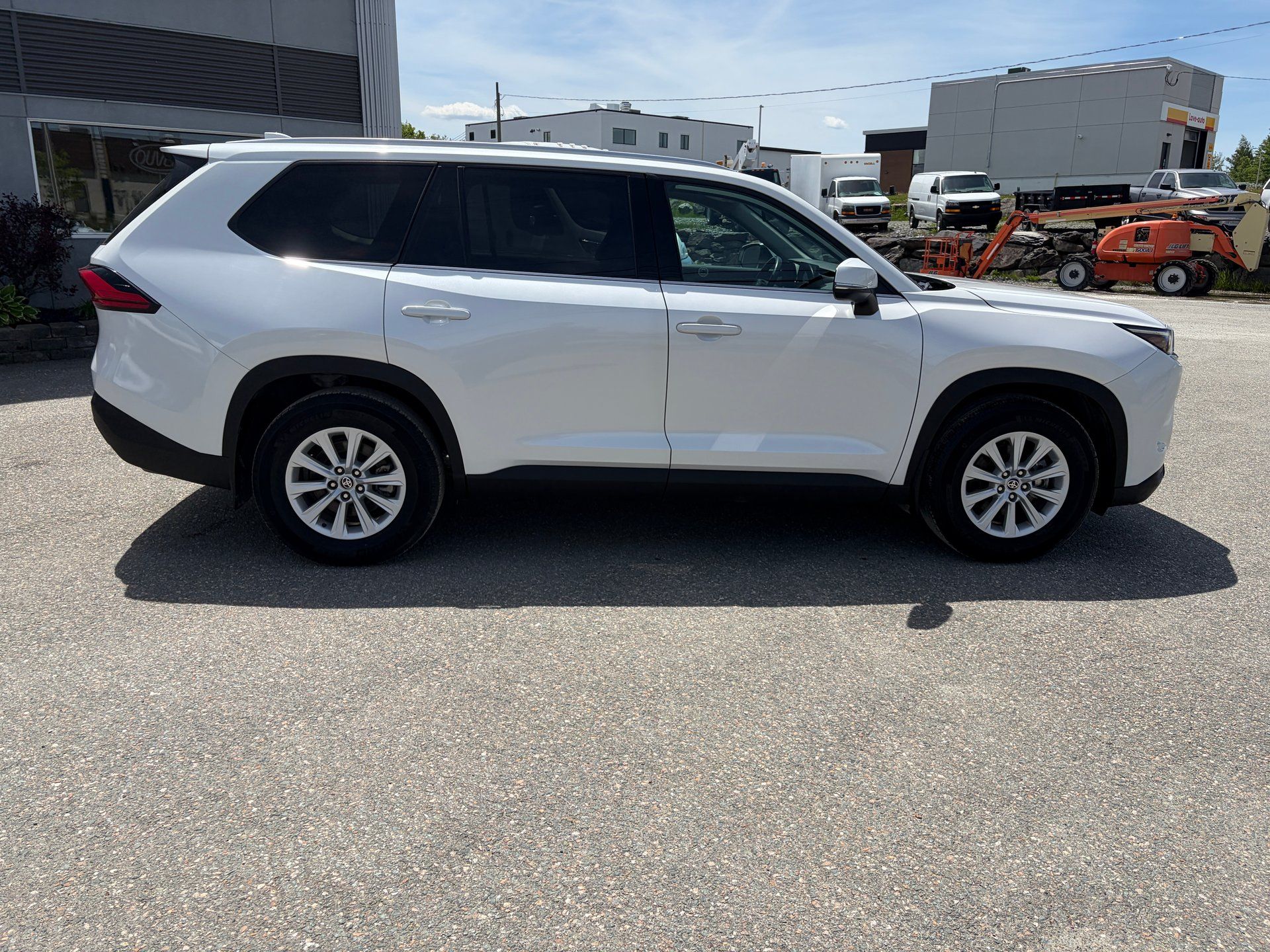 Toyota Grand Highlander 2024 - Thumbnail 6