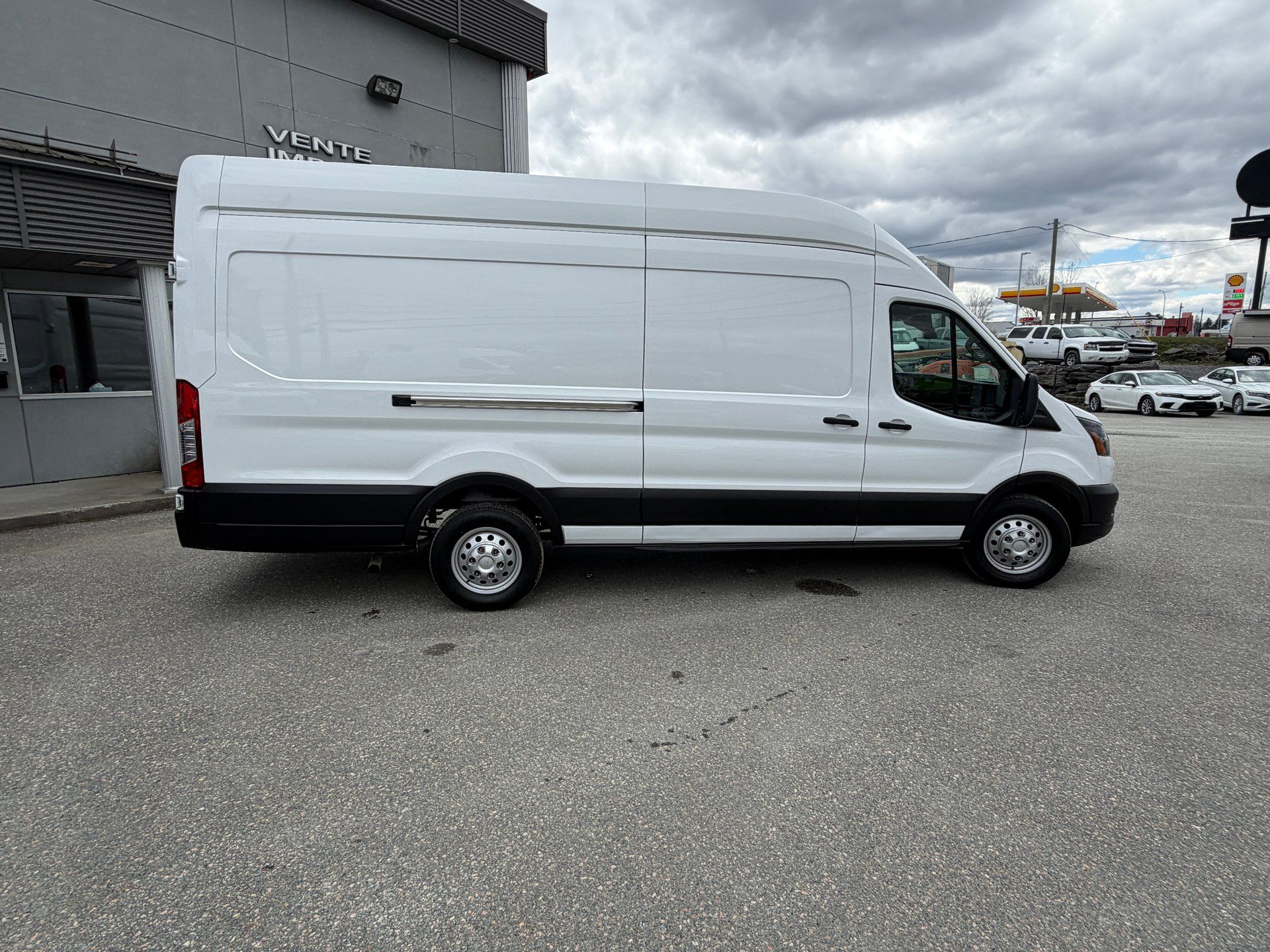 Ford Transit-250 Cargo Van 2023 - Thumbnail 6