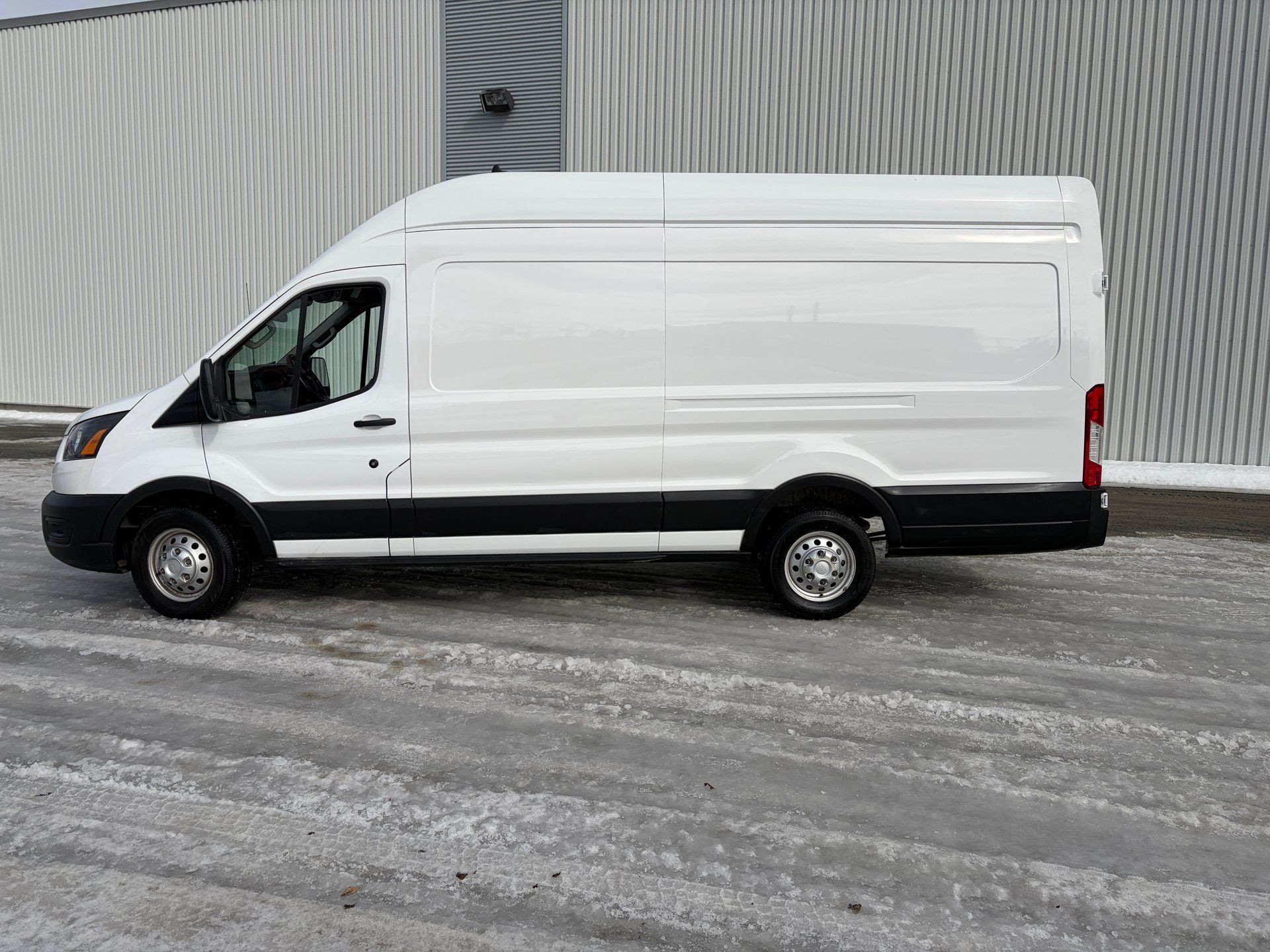 Ford Transit-250 Cargo Van 2022 - Thumbnail 5