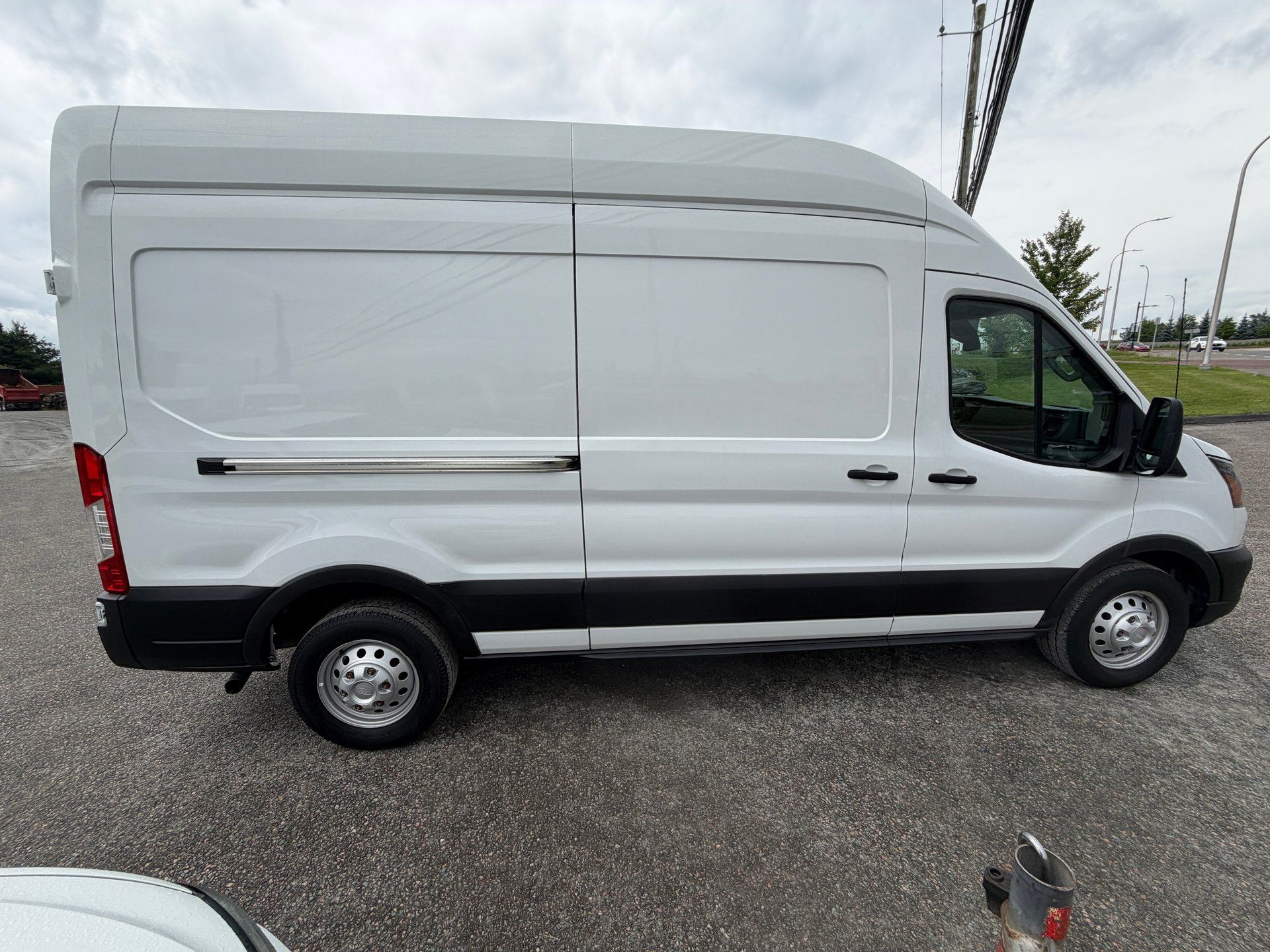 Ford Transit-250 Cargo Van 2022 - Thumbnail 6